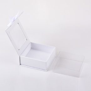 Customized Pendants Packaging Boxes
