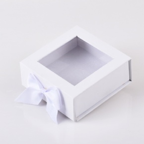 Customized Pendants Packaging Boxes