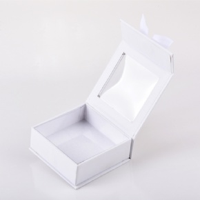 Customized Pendants Packaging Boxes